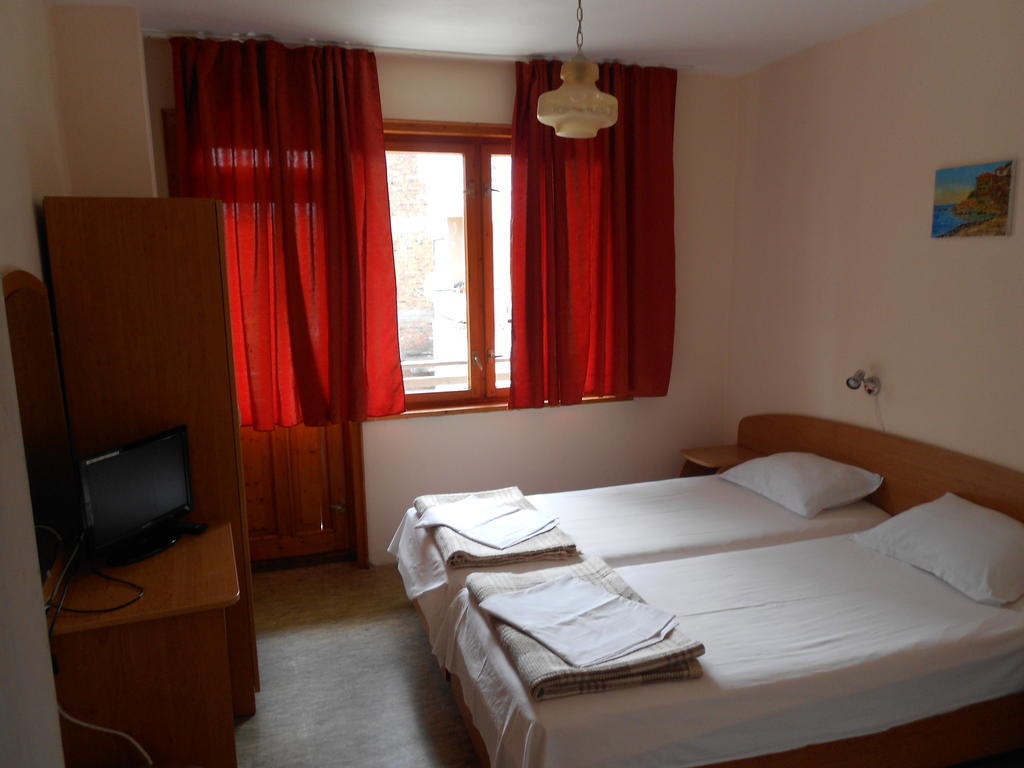 Nelly Guest House Созополь Номер фото